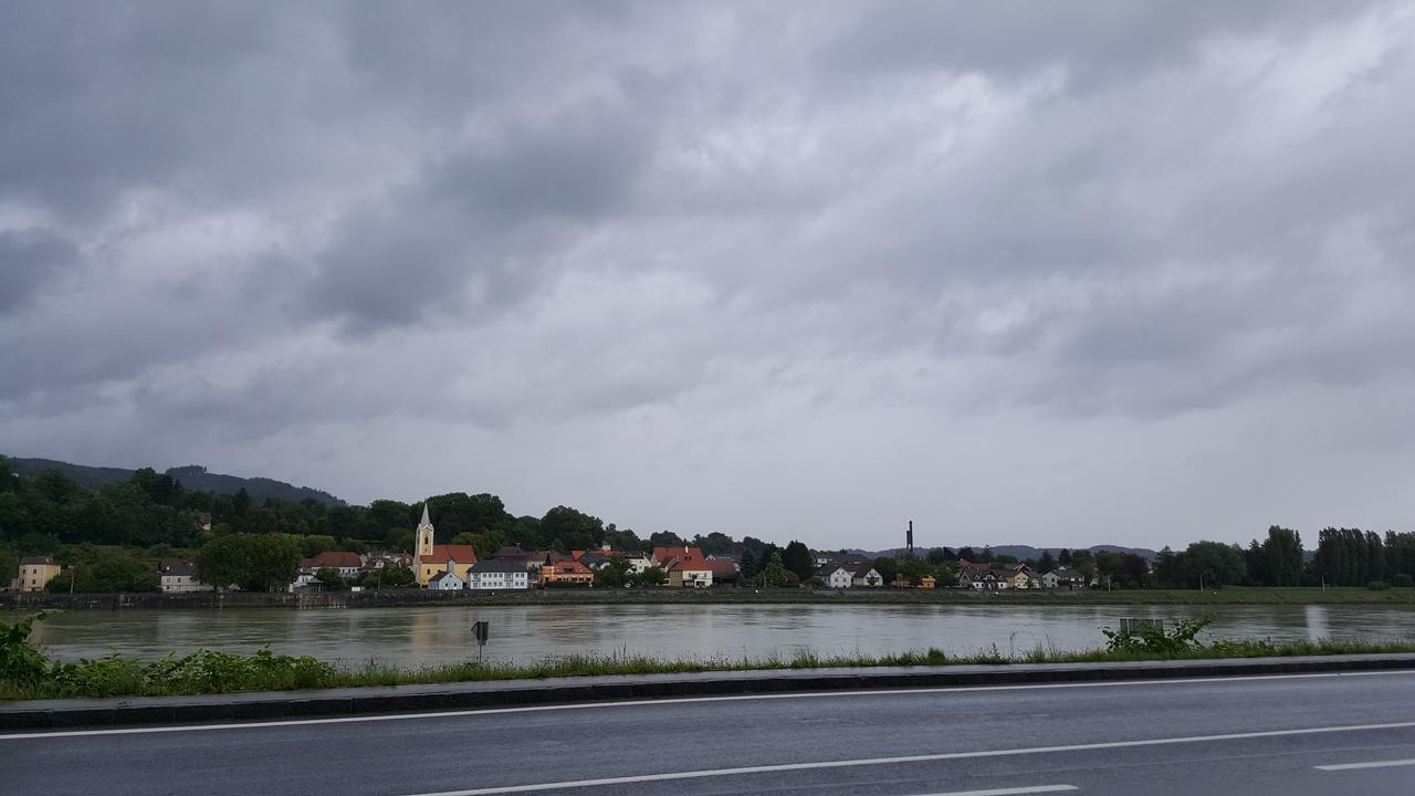 Asia Wok Gasthof Ybbs an der Donau Zewnętrze zdjęcie